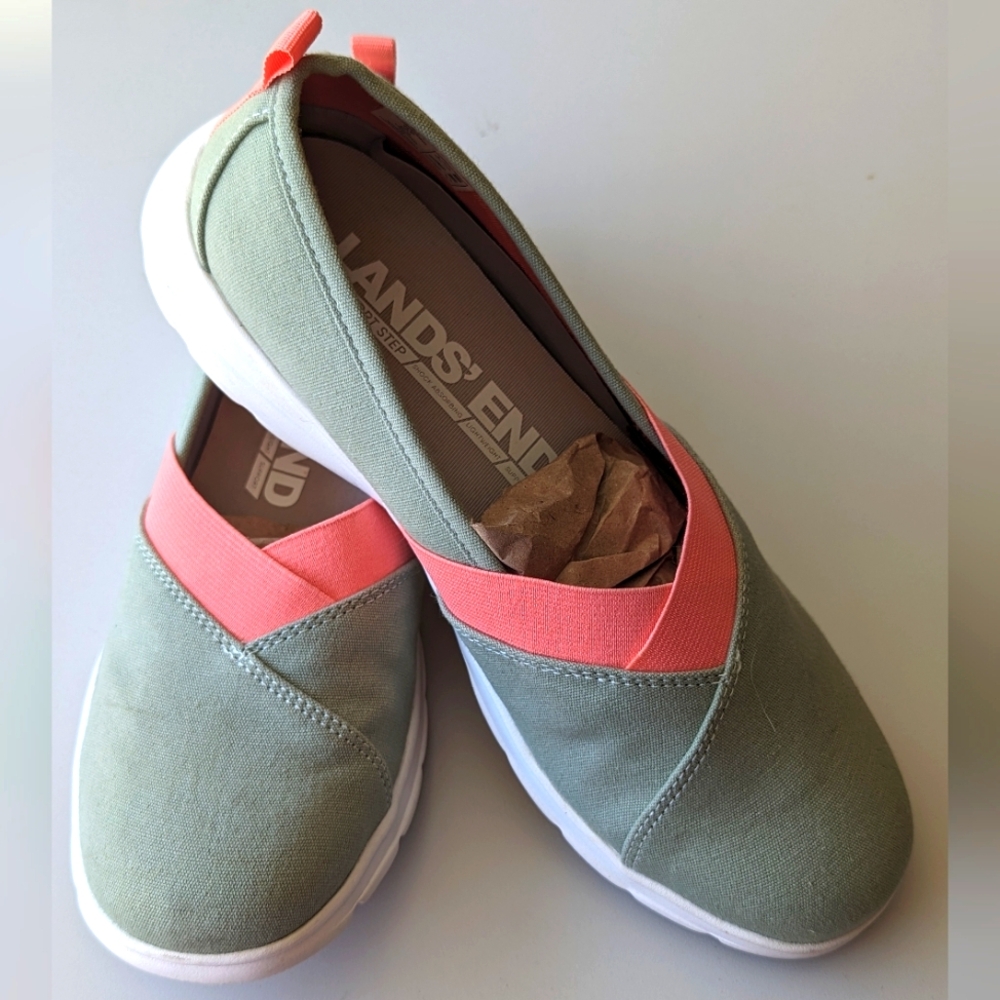 NWOT Women's Lands End shoe's